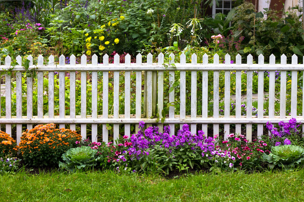 Wood Fence Installation- Bigeasyfences.com