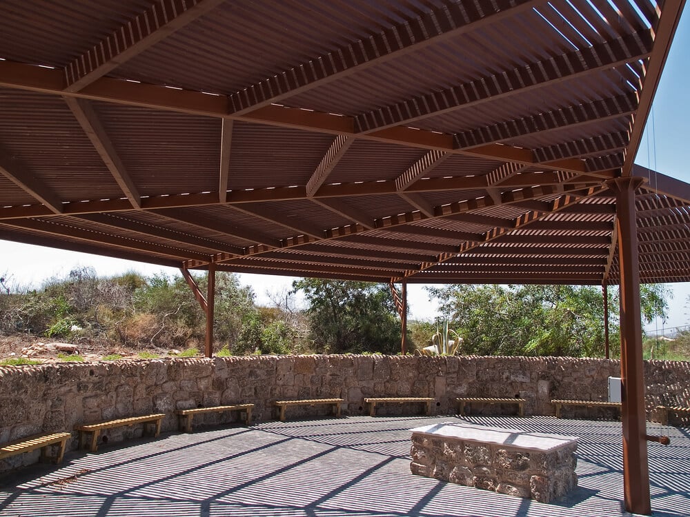 circular pergola