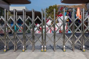 folding automatic gate