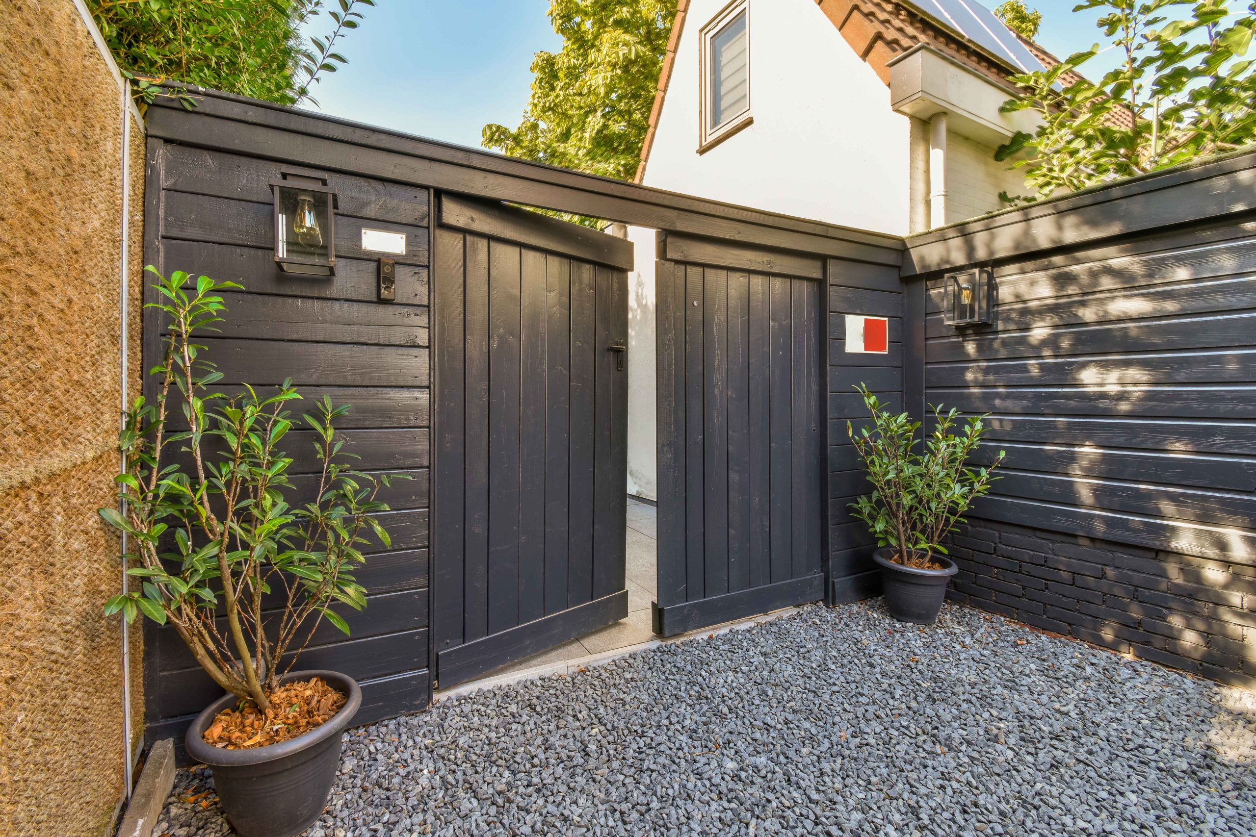 privacy gate- Golden Gate Fences